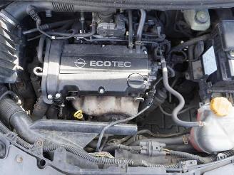 Opel Corsa 1.2 picture 9