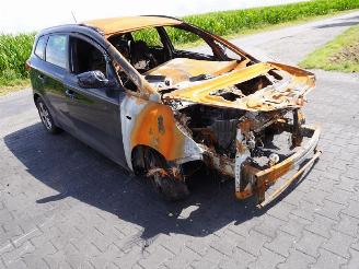 Kia Carens 1.6 picture 4