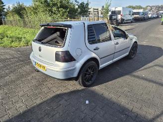 Autoverwertung Volkswagen Golf 1.6 (AKL) 1999/6