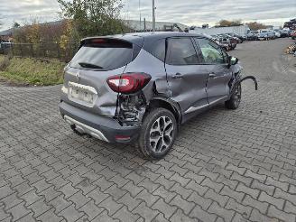 Vrakbiler auto Renault Captur 0.9 TCe 2018/6