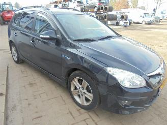 Hyundai I-30 Crosswagon 1.4i-Motion Buisiness picture 2