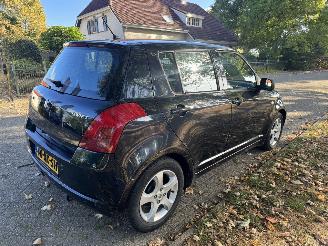 Suzuki Swift  picture 5