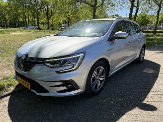 skadebil auto Renault Mégane Estate 2022/1