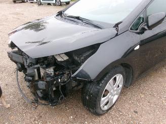 Kia Ceed 1.6 CRDI Break Comfort picture 6