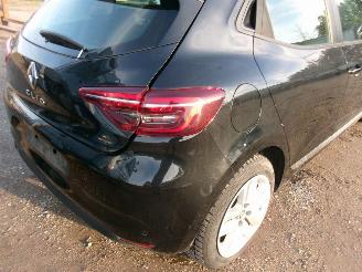 Renault Clio 1.0 Zen 5 Drs- HB picture 15