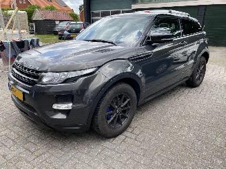 Land Rover Range Rover Evoque 2.0 Si 4WD Prestige Coupe picture 3