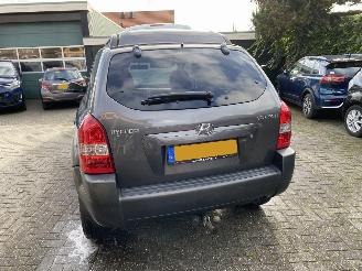 Hyundai Tucson 2.0i Dynamic version Van/Grijs kenteken VASTE PRIJS picture 10