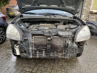 Hyundai Tucson 2.0i Dynamic version Van/Grijs kenteken VASTE PRIJS picture 13