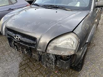 Hyundai Tucson 2.0i Dynamic version Van/Grijs kenteken VASTE PRIJS picture 14