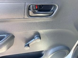 Suzuki Swift 1.3 VVT 16V Hatchback  Benzine 1.328cc 68kW (92pk) FWD picture 19