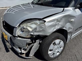 Suzuki Swift 1.3 VVT 16V Hatchback  Benzine 1.328cc 68kW (92pk) FWD picture 24