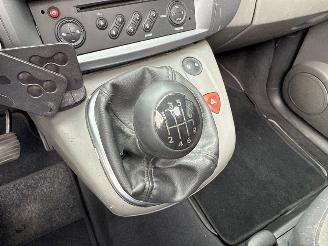 Renault Scenic 2.0 200 16V Coupe 2Dr Benzine 1.998cc 100kW (136pk) RWD picture 18