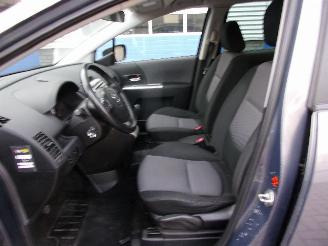 Mazda 5 2.0 EXECUTIVE 7 PERSOONS Met Gebruikte onderdelen erbij picture 10
