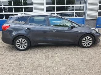Kia Ceed 1.0 T-GDi Design Edition Sportwagon picture 6