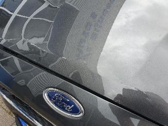 Ford Focus 1.5 Titanium picture 15