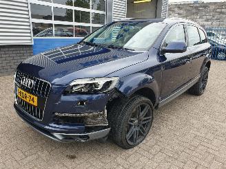 krockskadad bil auto Audi Q7 3.0 TDI quattro Pro Line + automaat 2013/3