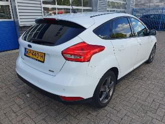 Ford Focus 1.0 Trend Edition picture 5
