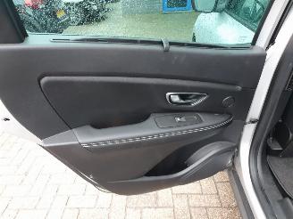 Renault Scenic 1.3 TCe Initiale Paris Automaat picture 27