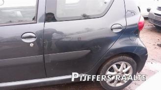 Toyota Aygo Aygo (B10), Hatchback, 2005 / 2014 1.0 12V VVT-i picture 17