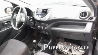 Suzuki Alto Alto (GF), Hatchback 5-drs, 2009 1.0 12V picture 17