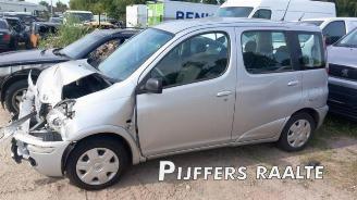 Uttjänta bilar auto Toyota Yaris-verso Yaris Verso (P2), MPV, 1999 / 2005 1.3 16V 2005/2