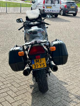 Suzuki GSX 1100 F picture 4