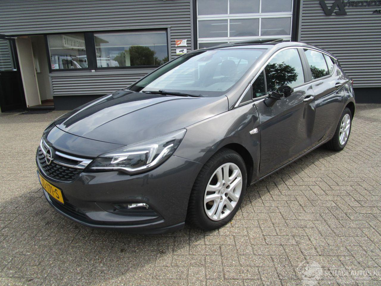 Opel Astra 1.0 Edition 5drs