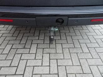 Landrover Discovery 3.0 SDV6 HSE automaat van / grijskenteken 2 x pano dak picture 19