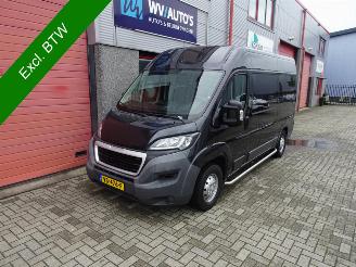 bruktbiler bedrijf Peugeot Boxer 330 2.2 HDI L2H2 XR 3 zits airco 2016/1