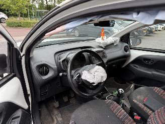 Citroën C1 1.0 VTi Feel  AIRCO Hatchback 5-dr. picture 6