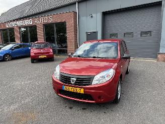 krockskadad bil auto Dacia Sandero 1.2 (Hatchback 5-dr.) 2012/1