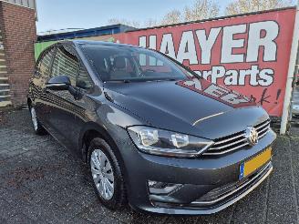 krockskadad bil auto Volkswagen Golf Sportsvan 1.2 tsi connected series 2016/3