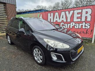 krockskadad bil auto Peugeot 308 1.6 vti active 2012/5