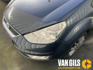 Ford Galaxy  picture 12