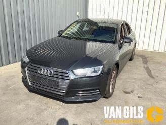 skadebil bedrijf Audi A4 A4 (B9), Sedan, 2015 2.0 TDI 16V 2016/4