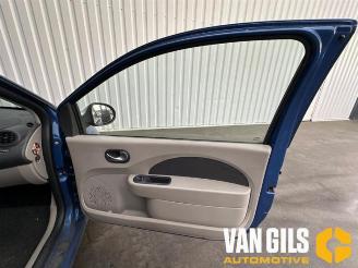 Renault Twingo Twingo II (CN), Hatchback 3-drs, 2007 / 2014 1.2 16V GT TCE picture 16