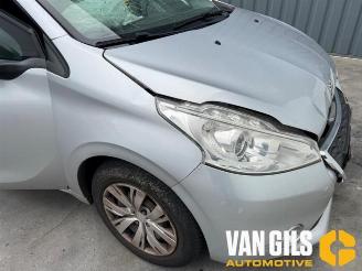 Peugeot 208 208 I (CA/CC/CK/CL), Hatchback, 2012 / 2019 1.0 Vti 12V PureTech picture 9