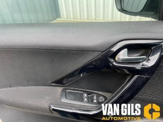 Peugeot 208 208 I (CA/CC/CK/CL), Hatchback, 2012 / 2019 1.0 Vti 12V PureTech picture 12