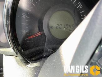 Peugeot 108 108, Hatchback, 2014 1.0 12V picture 18