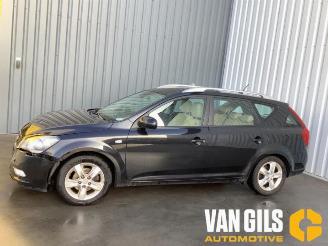 Kia Cee d Cee'd Sporty Wagon (EDF), Combi, 2007 / 2012 1.4 16V picture 8