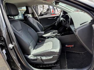 Kia Niro 1.6 GDi PHEV DynamicLine picture 13