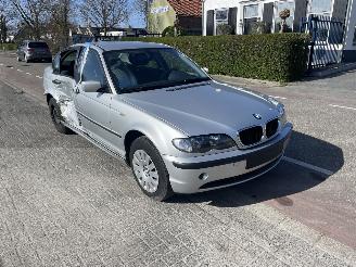 begagnad bil auto BMW 3-serie 316 Sedan 2005/3