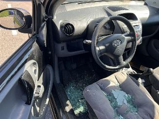 Toyota Aygo 1.0-12V picture 5