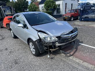 Vrakbiler auto Opel Corsa 1.3 CDTi 2011/2