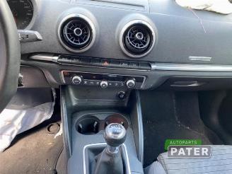 Audi A3 A3 Sportback (8VA/8VF), Hatchback 5-drs, 2012 / 2020 1.6 TDI 16V picture 7