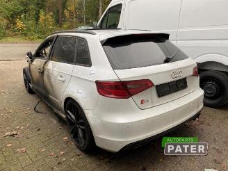 Audi S3 S3 Sportback (8VA/8VF), Hatchback 5-drs, 2012 / 2020 2.0 T FSI 16V picture 5