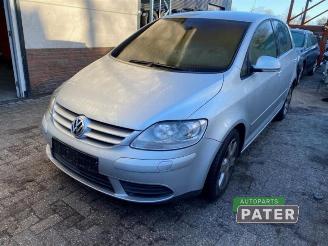 krockskadad bil auto Volkswagen Golf plus Golf Plus (5M1/1KP), MPV, 2005 / 2013 1.4 TSI 160 16V 2009/5