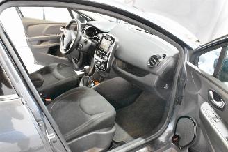 Renault Clio 0.9 TCe Limited picture 23