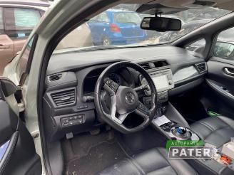 Nissan Leaf Leaf (ZE1), Hatchback, 2017 39/40kWh picture 7