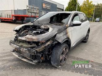 Dezmembrări autoturisme Peugeot 5008 5008 II (M4/MC/MJ/MR), MPV, 2016 / 2024 1.2 12V e-THP PureTech 130 2021/8